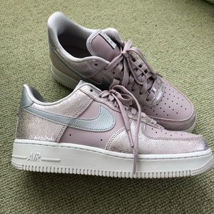 Nike Air Force 1 Premium - worn once!